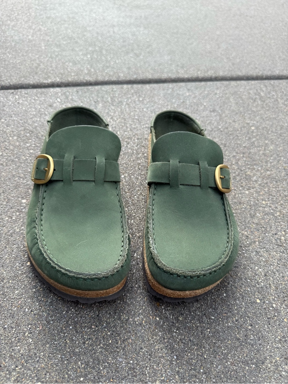 Birkenstock Buckley in Thyme. 38.